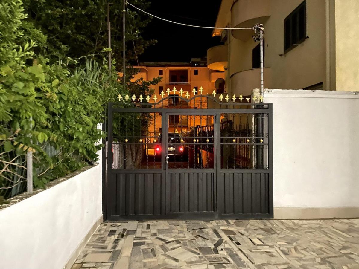 Edlira Apartments Durrës Exterior foto